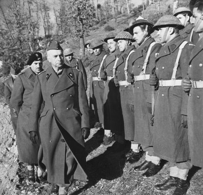 The Battle of Cassino: General Kazimierz Sosnkowski, Commander-in-Chief of the Polish forces, during a visit to the 2nd Polish Corps, commanded by General Wladyslaw Anders, 30th March 1944 by Unbekannt Unbekannt